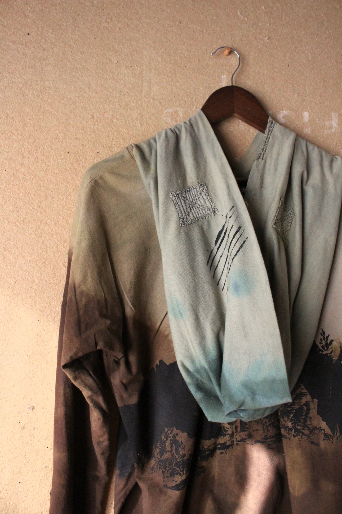 Small/Medium - -OOAK Grand Risings on the Canyon -Oversized Hood Hoodie Long sleeve Shirt - Soft- 100% Cotton - Deadstock fabric - Regenera-zhinh