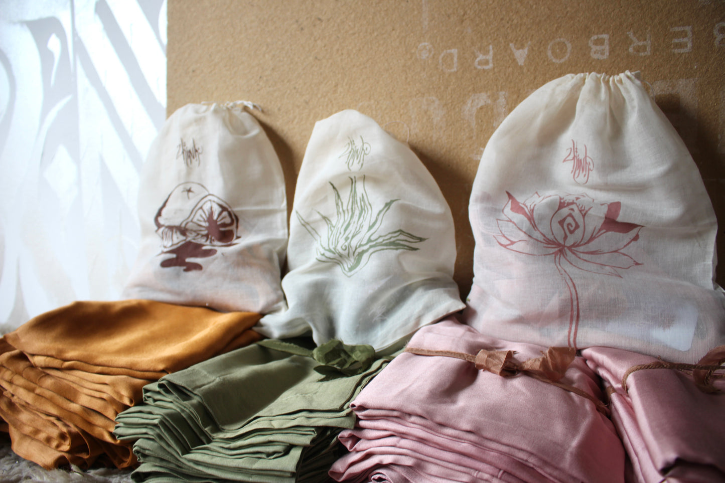 New! Organic Aloe Vera Fabric- Pillow Case Set of 2 Cases - Organic - US Standard Size -
