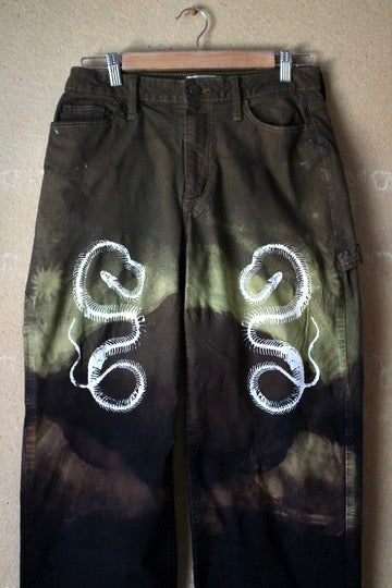 Size 4/6 - Serpent Bones Pants - Fits size 4 pants too (it says size 6 on pants but easily fits a 4 cuz im a 4