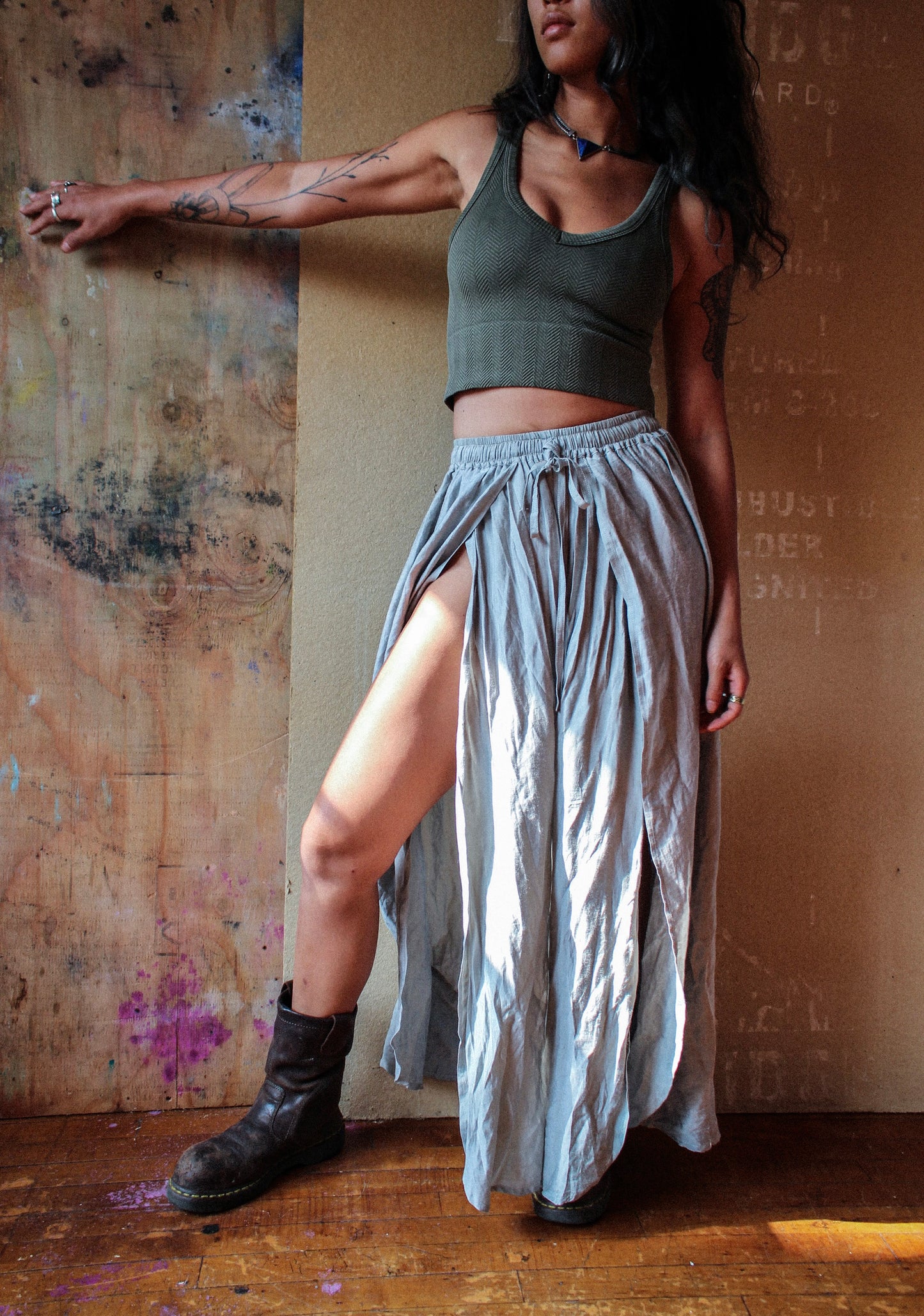 Scallop Flow Pants Creek Clay Blue- Ready to Ship Zhinh Rise Silver Blue-- 50% Vietnamese silk 50% Linen - Made in Hanoi Vietnam