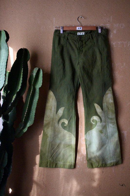 Size 4 - Emerald Shapes Of my Soul Pants - (says size 8 But def more smaller like size 4/6) UNique y2k seam details - heavy duty pants