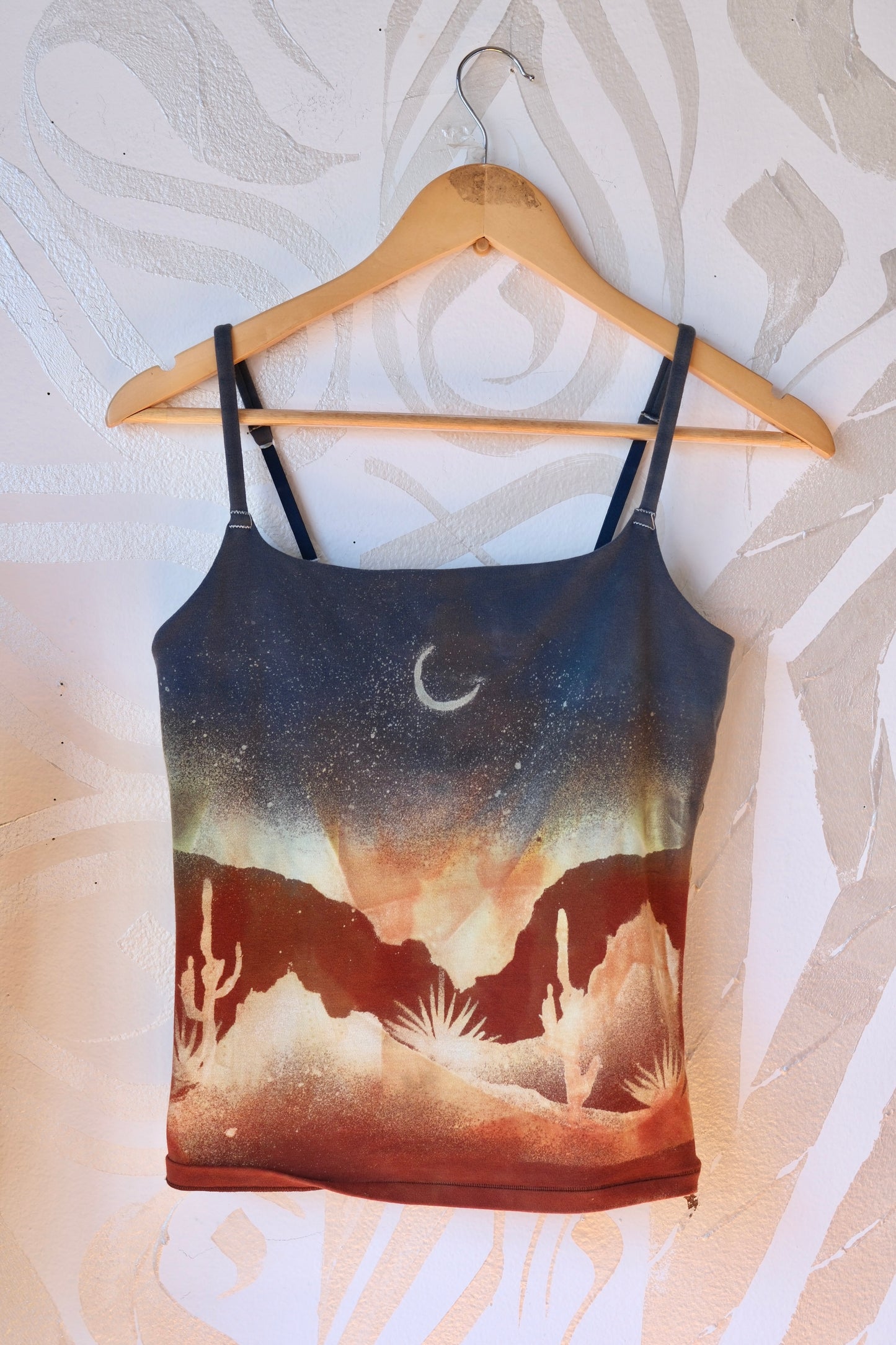 Large- Sedona Desert Hike 2- Cami Tank Top - 91% organic cotton and 9% elastane
