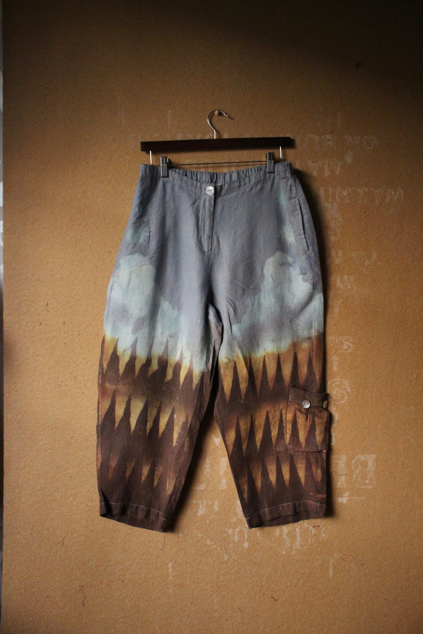 Medium- OOAK - Mountainous 100 % Linen Pants - Upcycled - pockets