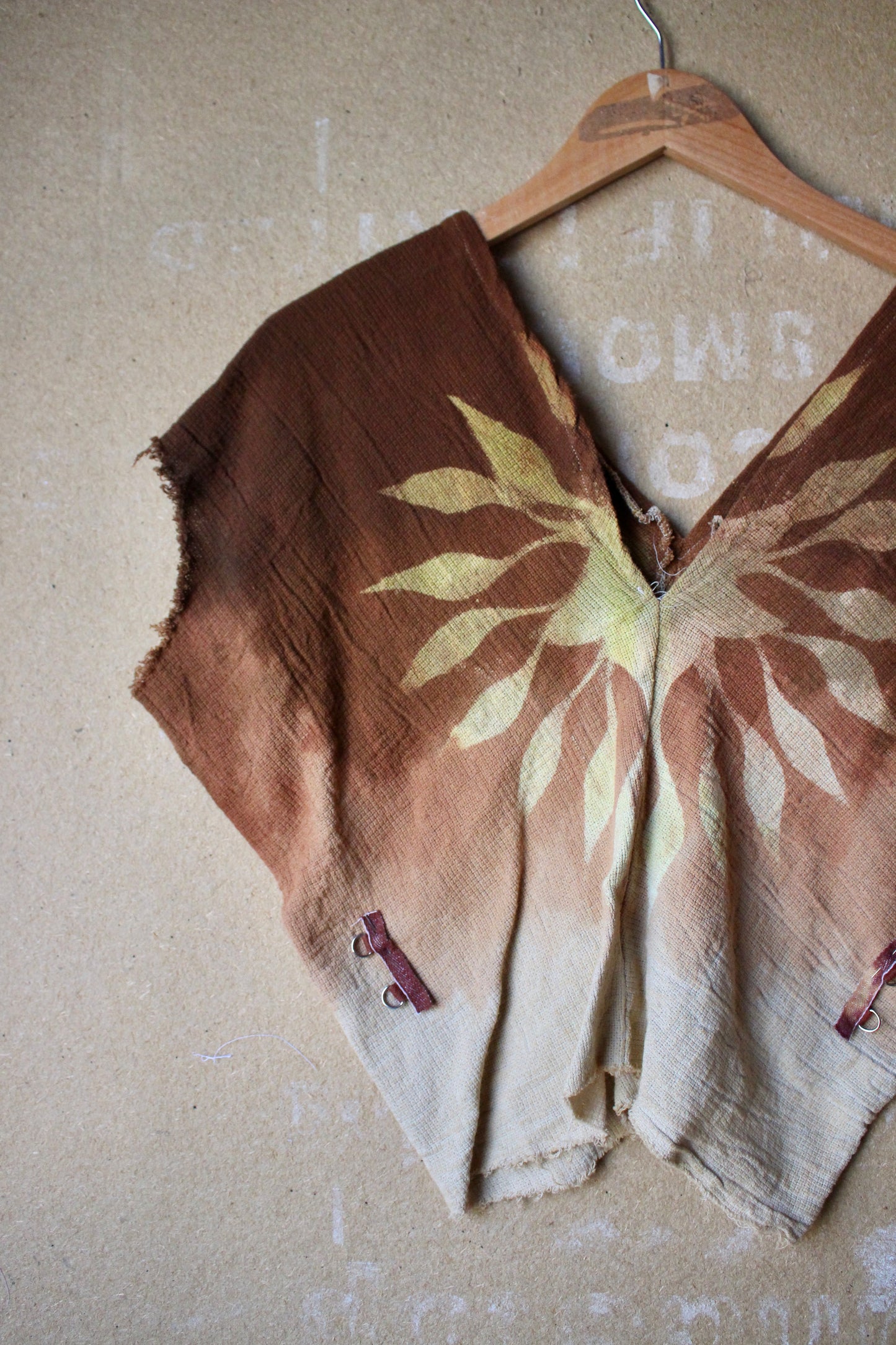 Solar Henka Top 2 - 100% Open woven Cotton - Deadstock