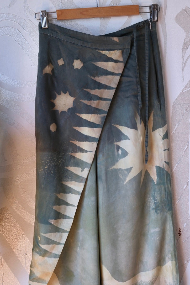 XS/S-  Jade Mountain Star Burst - Short length- HIGHWAISTED  ! Origami pants - made from Lotus Agricultural waste vegan "silk"
