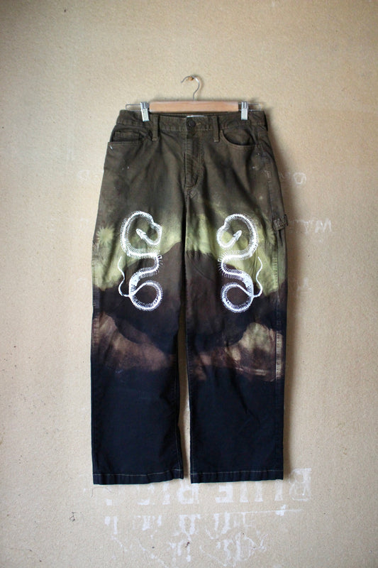 Size 4/6 - Serpent Bones Pants - Fits size 4 pants too (it says size 6 on pants but easily fits a 4 cuz im a 4