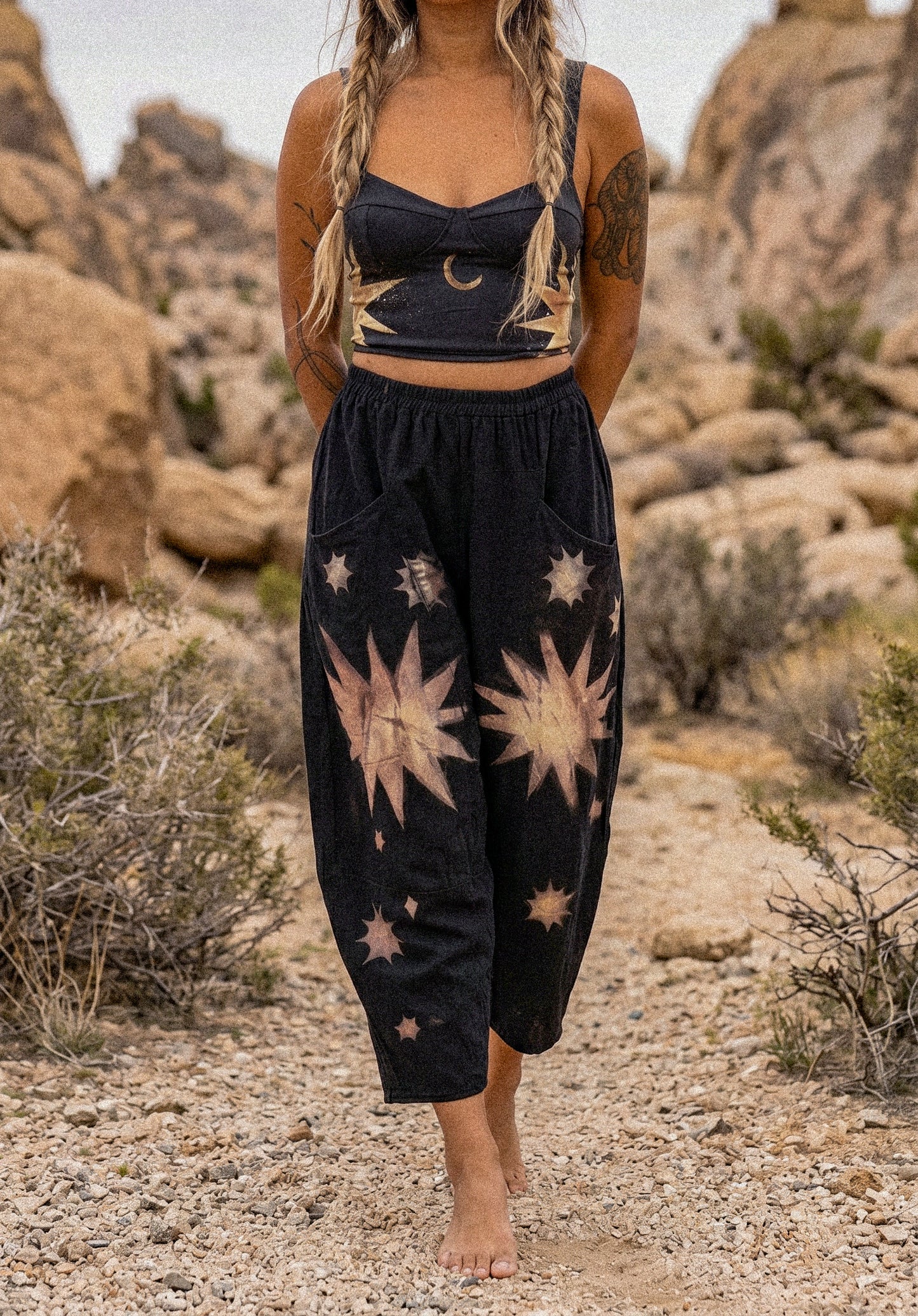 Black star night sky lotus parachute pants custom for Prriiiankkaa 🌚 size L/XL- with moon