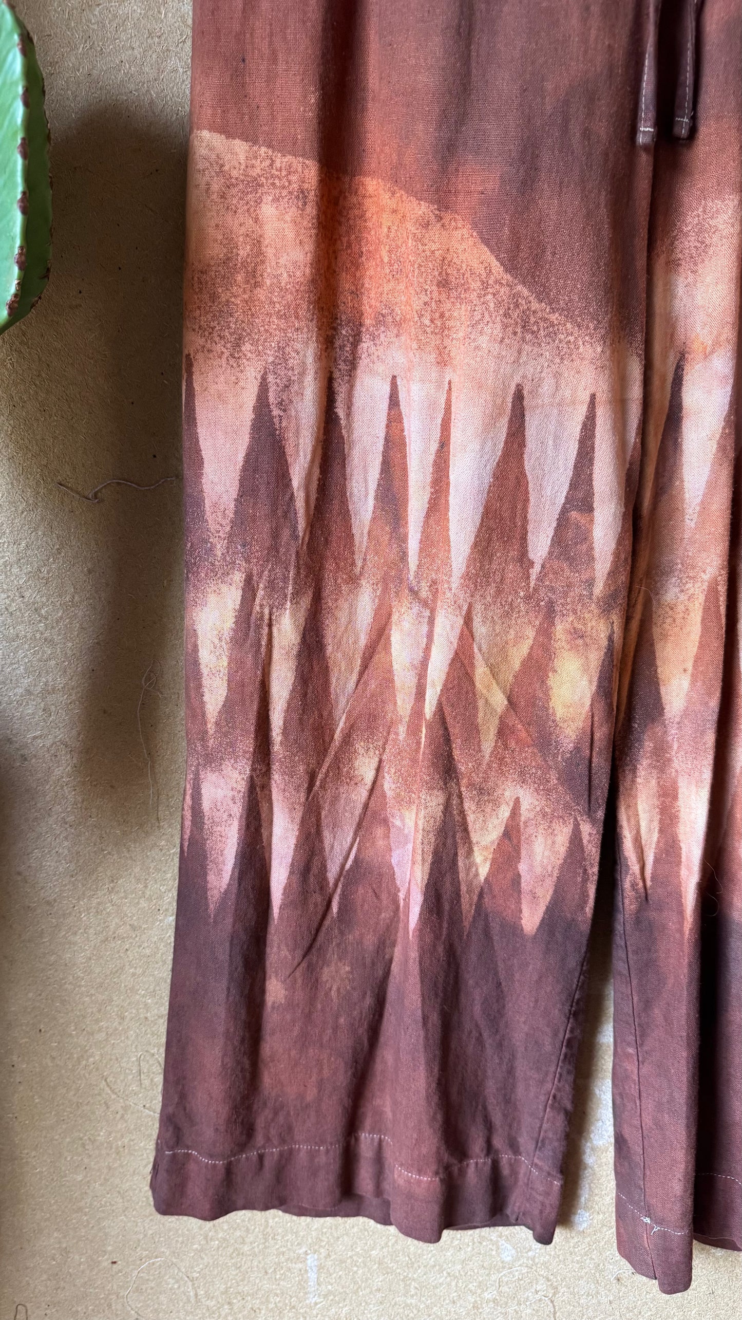 Small - 55% linen, 45% rayon (stretchy Waist)