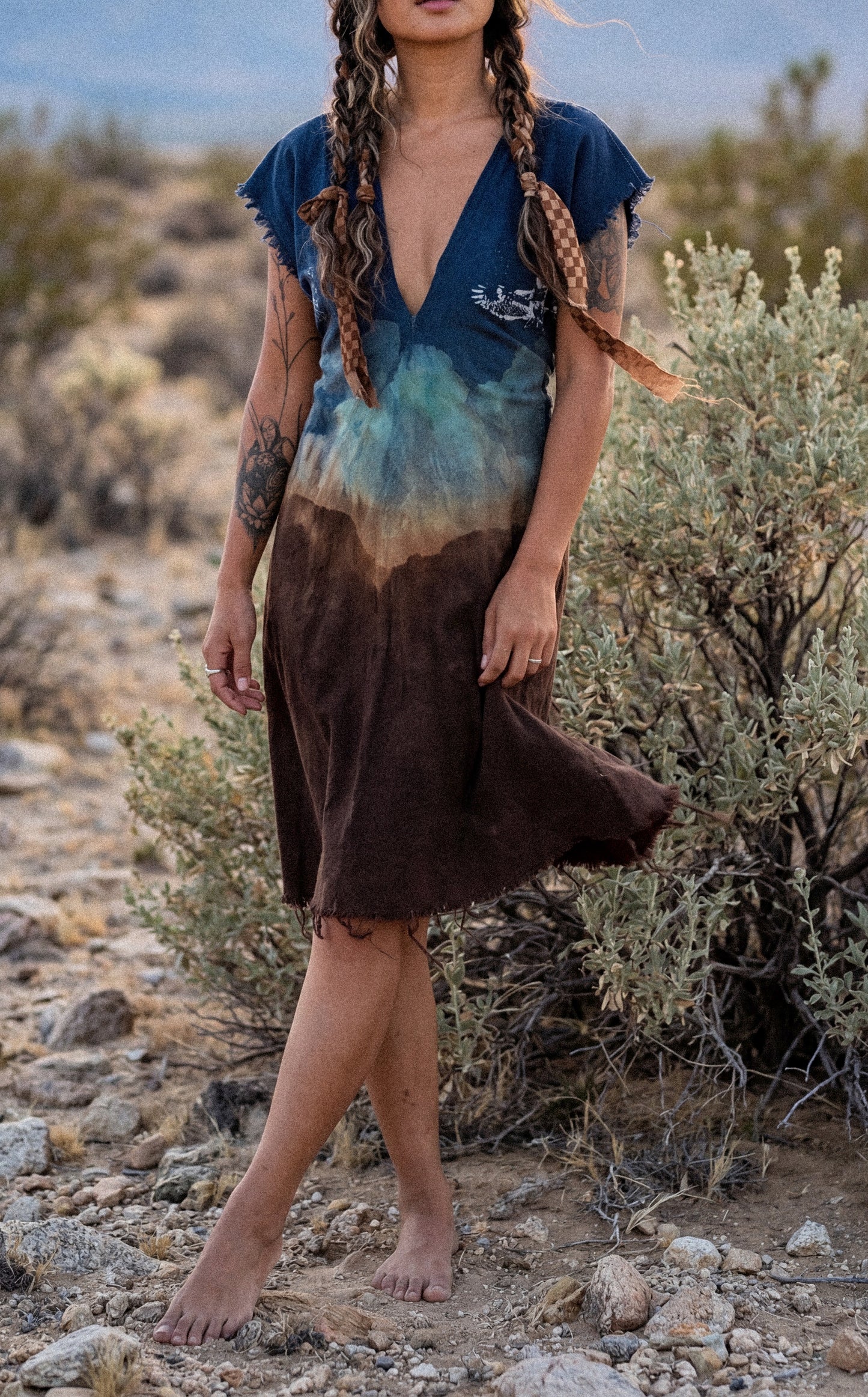 Petite (XS/S/M) - Hawk Takes Flight over Horizon Henka Dress -Adjustable transformable Tie back - 100% Cotton - Deadstock fabric - OOAK