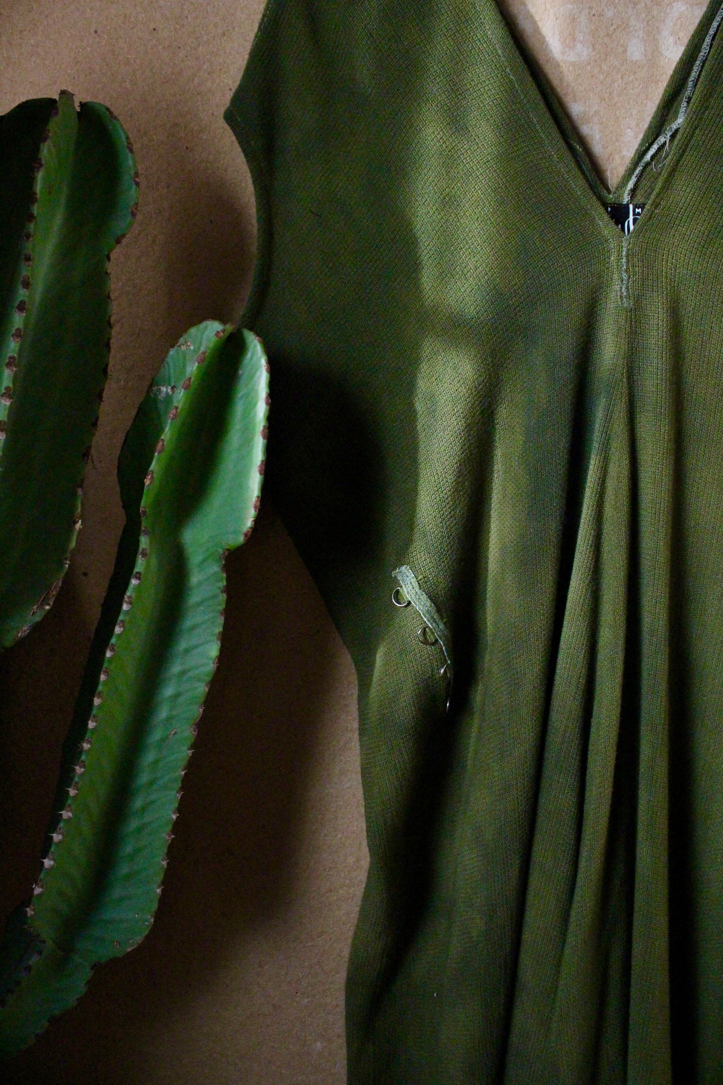 Regular (Fits S/M/L) Midi- Olive Green Henka Dress - 100% Novelty Cotton - Deadstock Fluid and very soft&textured