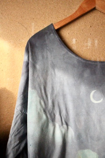 Medium- Cloudy day - Slouchy Long Sleeeve top  - 100% Organic Cotton - Deadstock