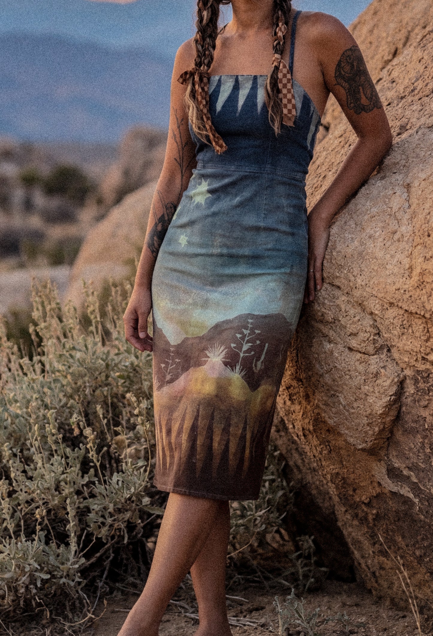 Fits XS & S - High Desert Mountain Dress - Made From 50 Linen/48 Rayon/2 Spndx - Tie Back adjustable and Zipper - Stretchy -Uplcycled
